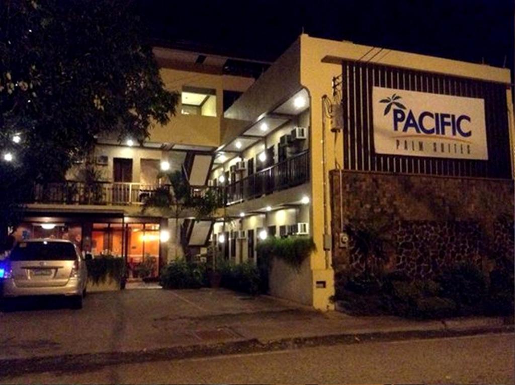 Pacific Palm Suites Davao City Esterno foto
